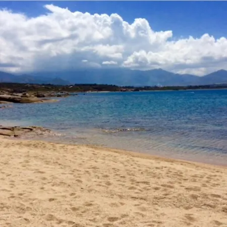 La Terrazza Sulla Baia Di Calvi
