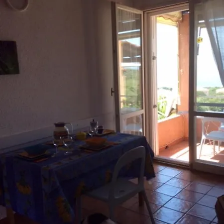 La Terrazza Sulla Baia Di Calvi * לומיו