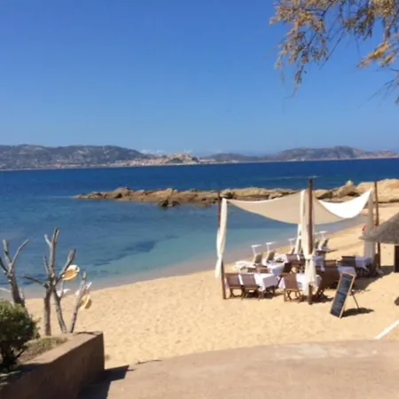 La Terrazza Sulla Baia Di Calvi شقة لوميو