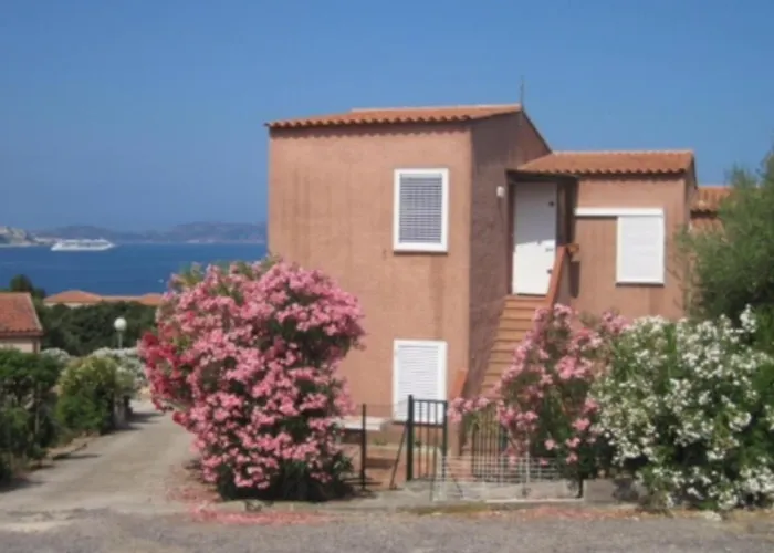 La Terrazza Sulla Baia Di Calvi